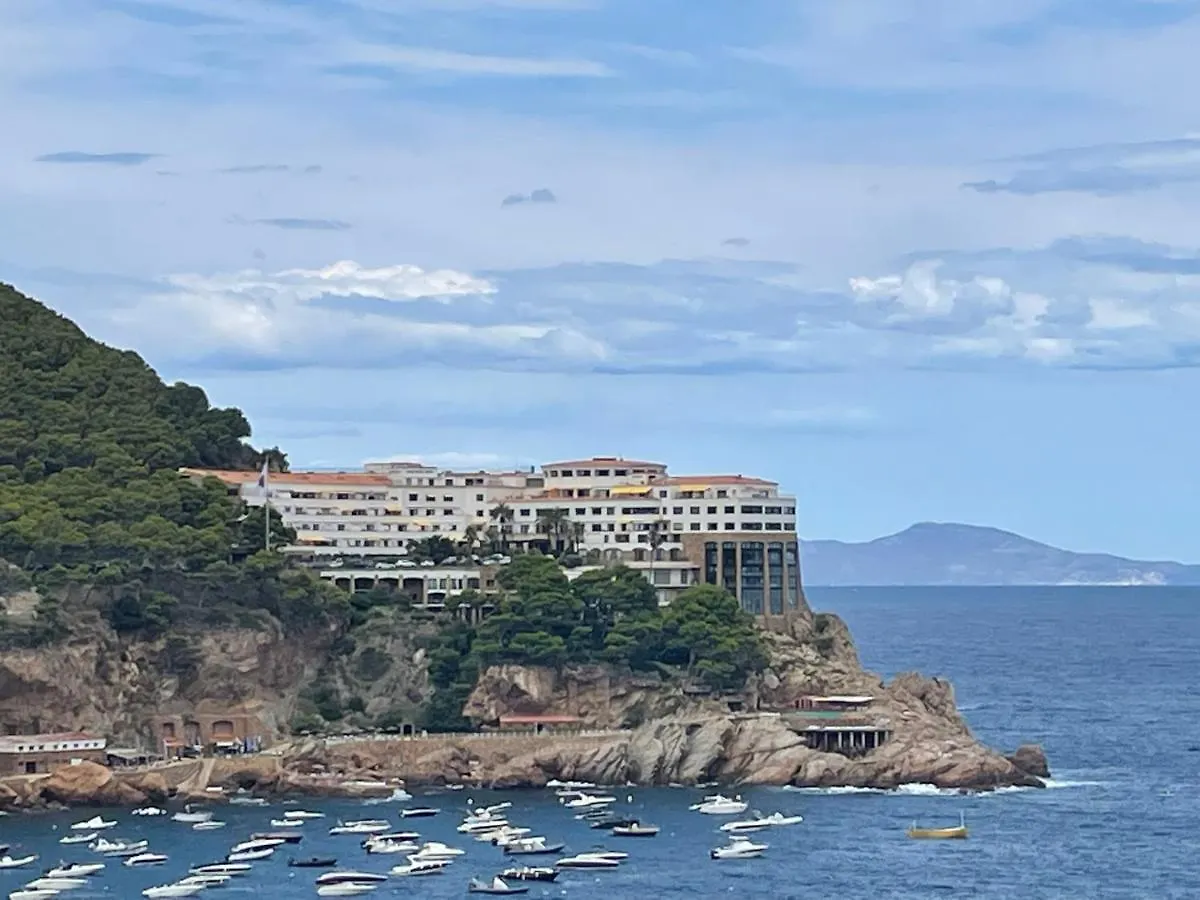 Apartment In Cap Sa Sal Begur