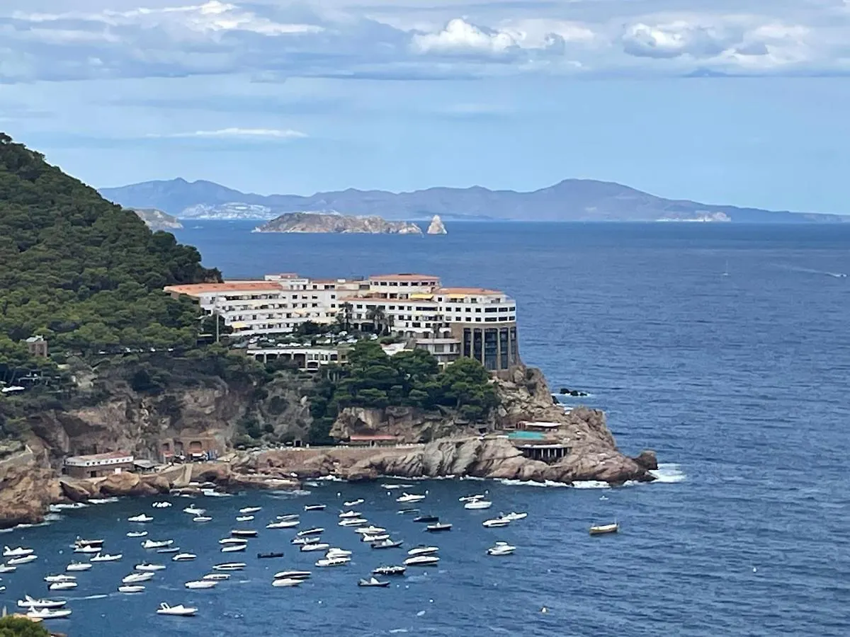 Apartment In Cap Sa Sal Begur